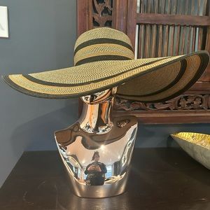 Large Brim Beach Hat